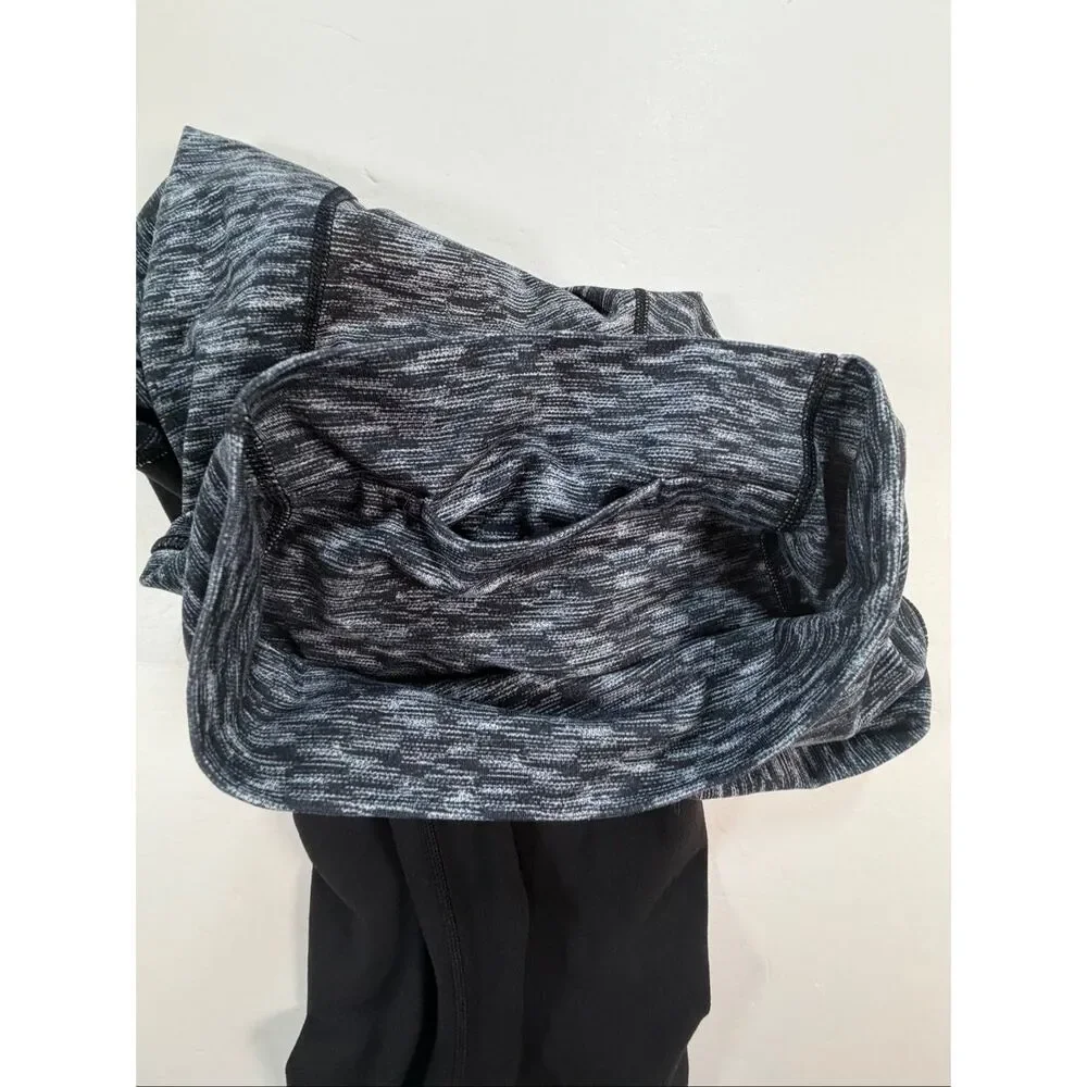 Lululemon Wunder Under Stirrup Leggings Dramatic Static Black White Size 6 EUC